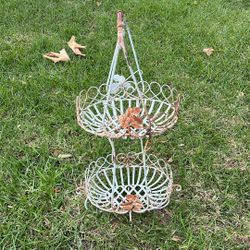 Metal  2 Flower Pot Holder