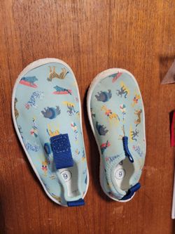 Baby water shoes size 6