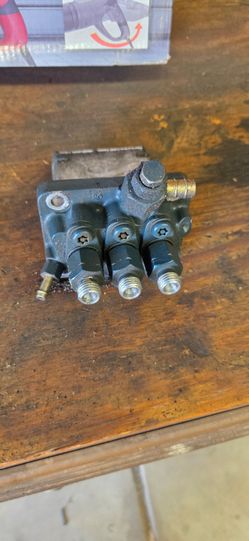 Kubota d722 fuel pump