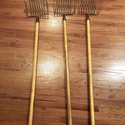 Set of 3 Pitchforks
