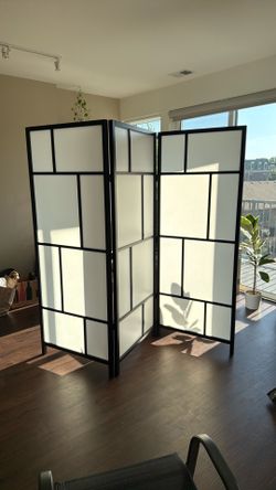 Room divider
