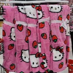Hello Kitty Strawberry 🍓 Blanket