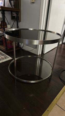 Glass round table