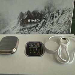 Apple Watch Ultra 2 49mm Titanium (with Ocean Band) 