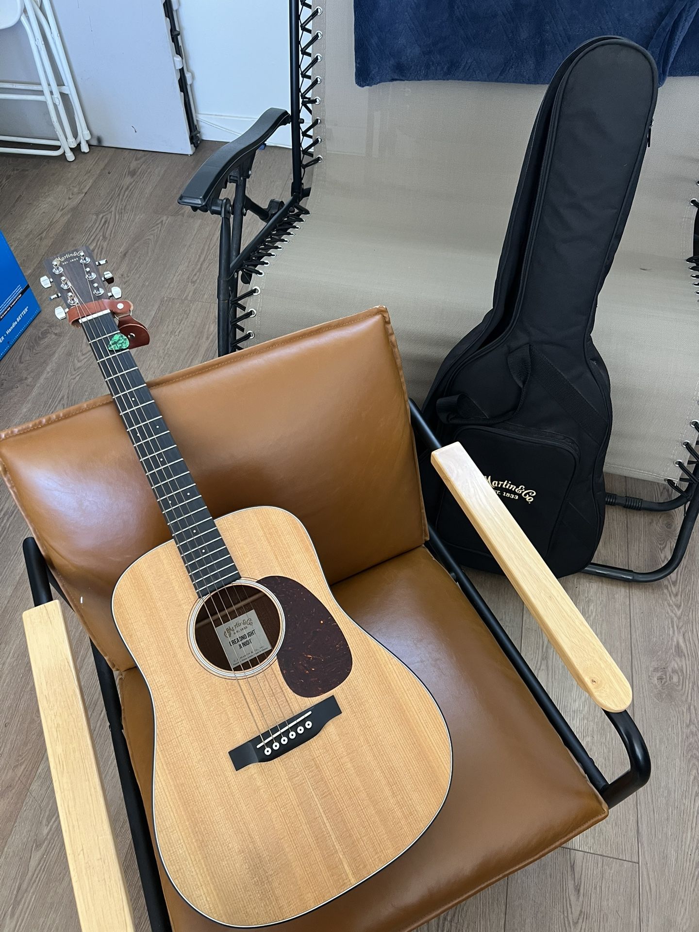 martin dreadnought jr 3/4 size guitar
