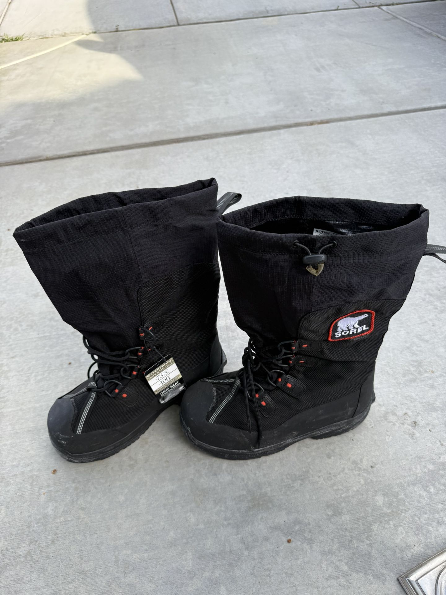 Sorel Men’s Size 8 Snowboard Waterproof Boots