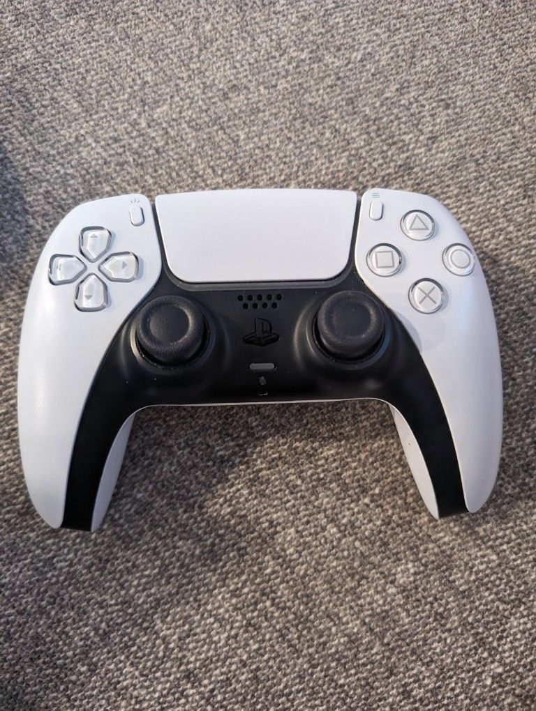 PS5 Remote for Sale in Lake Elsinore, CA OfferUp