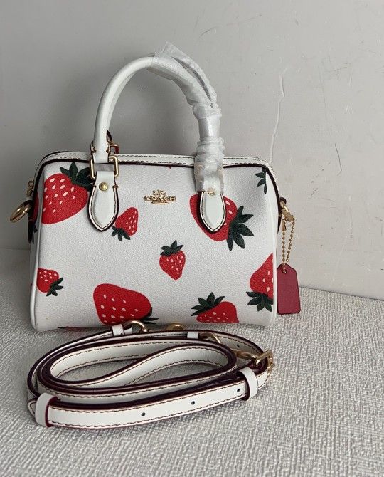 COACH new handbag shoulder bag
