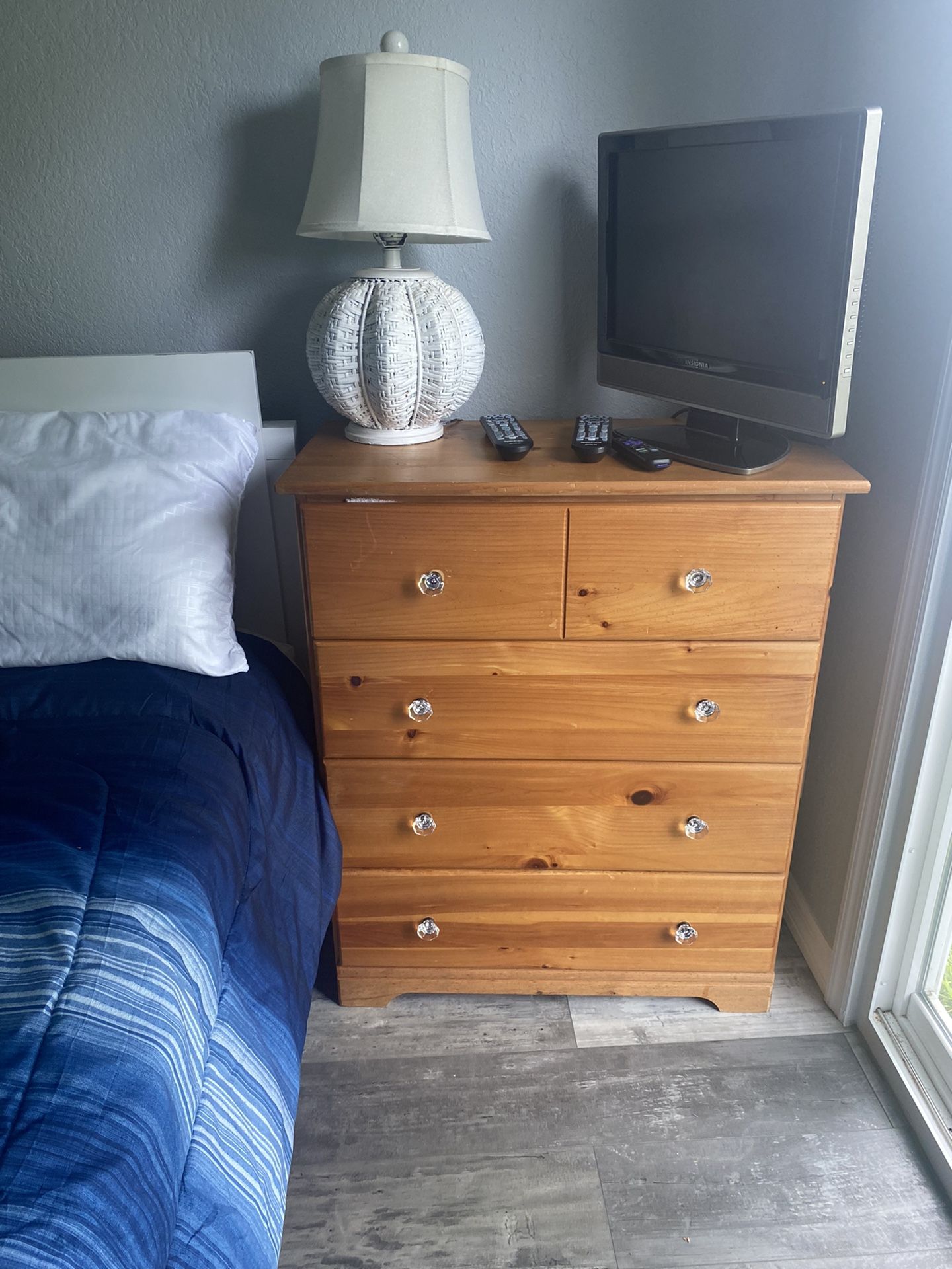Pine Dresser