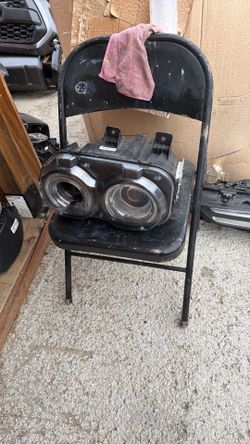 Challenger headlight 2016 2021
