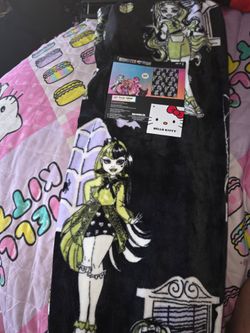 Monster high Halloween 🎃 Blanket