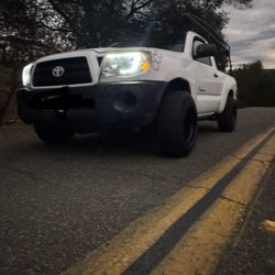 Toyota Tacoma 