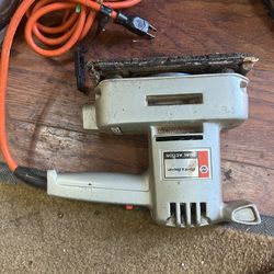 Black & Decker Dual Action Sander