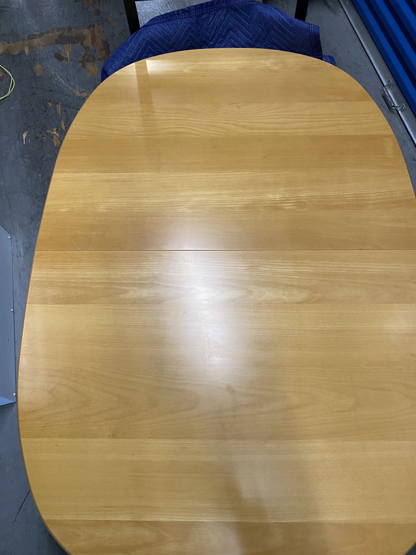 Dining room table