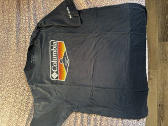 Men’s Columbia Graphic T