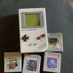 Nintendo Game Boy 