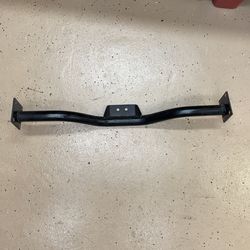 UNIVERSAL transmission Crossmember