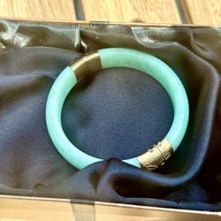 14k Gold Icy Jadeite Jade 