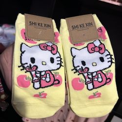 Hello Kitty Socks 