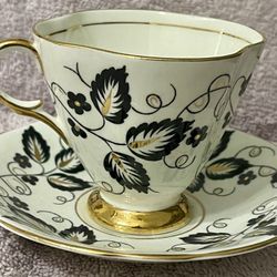 Clarence Bone China Teacup & Saucer-Made in England-Black & Floral Pattern-GREAT CONDITION 