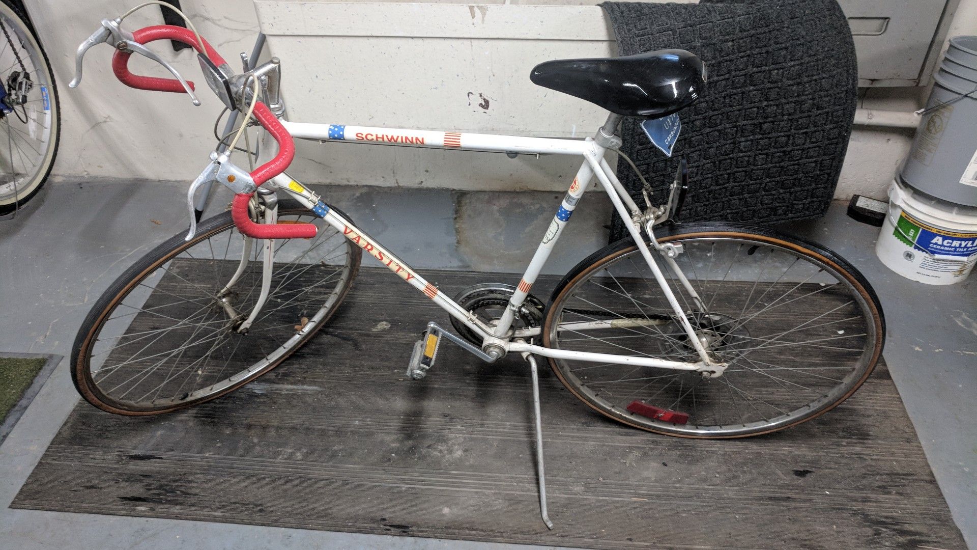 1976 schwinn varsity 2025 bicentennial for sale
