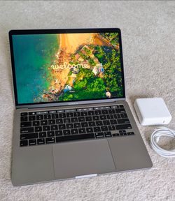 2020 Apple MacBook Pro 13" (Four Thunderbolt 3 Ports) – Space Gray | Quad-Core i7 2.3GHz | 32GB RAM