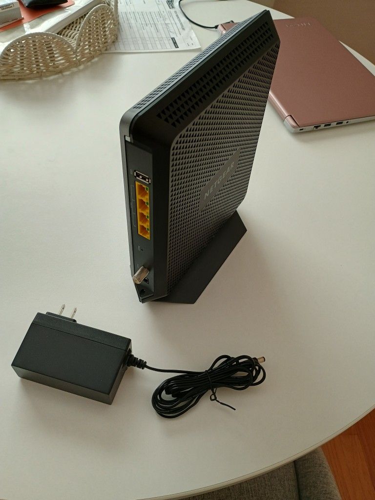 Netgear AC1900 Nighthawk Model C7000v2 Wifi Router Wi-fi Cable Modem Spectrum Time Warner