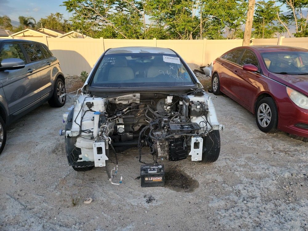 2015 Hyundai Sonata For Parts