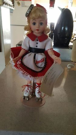 Mona de porcelana de Coca-Cola