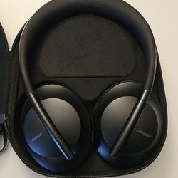 Bose Noise Cancelling Headphones 700