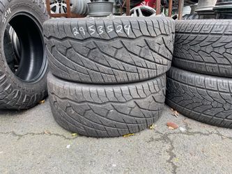 295/35R24 pair of matching 2 tires 295/35/25  in great condition 150$ each tire plus tax . Mount available but not included.  Wheel alignment availabl