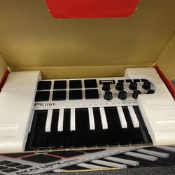 AKAI Mpk Mini MIDI Controller 