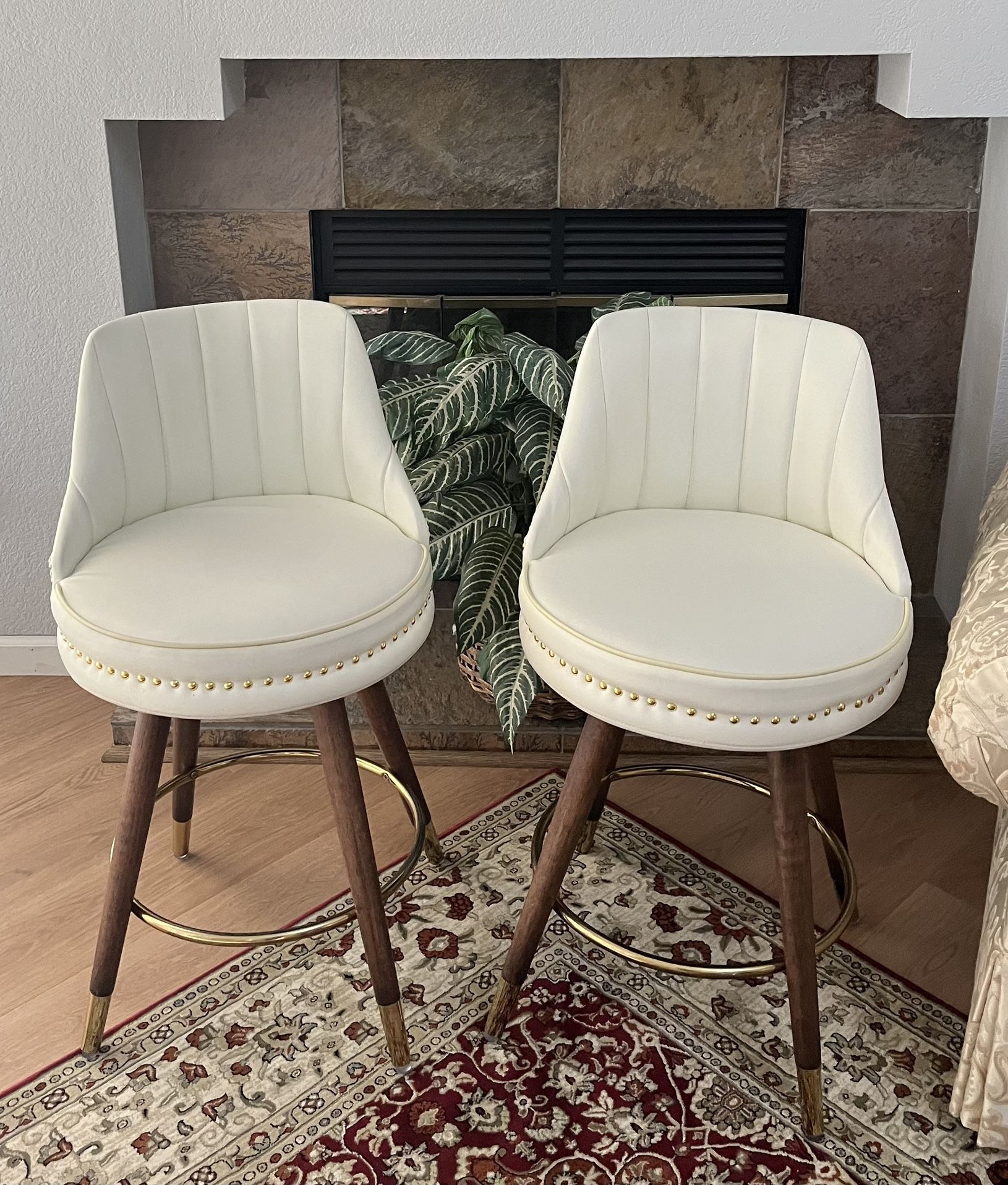 Counter High Stool Set Of Two 🔺24”🔺Like New🔺