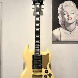 Harley Benton DC-600VI Vintage Ivory Electric Guitar