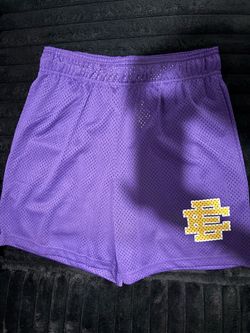 EE SHORTS