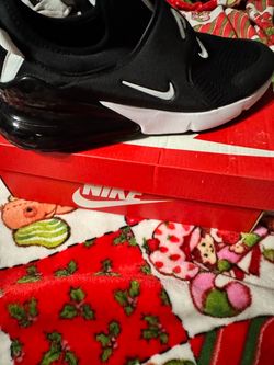 Nike 270