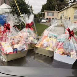 Mother’s Day Candle Gift Baskets