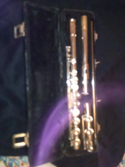 Flute In Great Condition Asking 40$