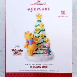 New Hallmark Winnie The Pooh Ornmaent
