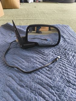 2003 - 2007 Chevrolet Silverado 1500 Side Mirror (RH/Passenger Side)