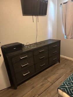 Dresser and Two Night Stands