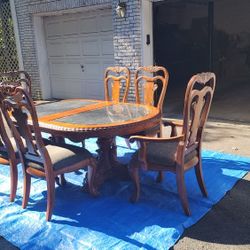 SOLID WOOD NATURAL STONE TOP ASHLEY FURNITURE EXTENDABLE DINING ROOM TABLE AND CHAIRS SET - VINTAGE