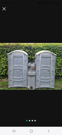 Porta Potty, Porta Restrooms  Baños Portables 