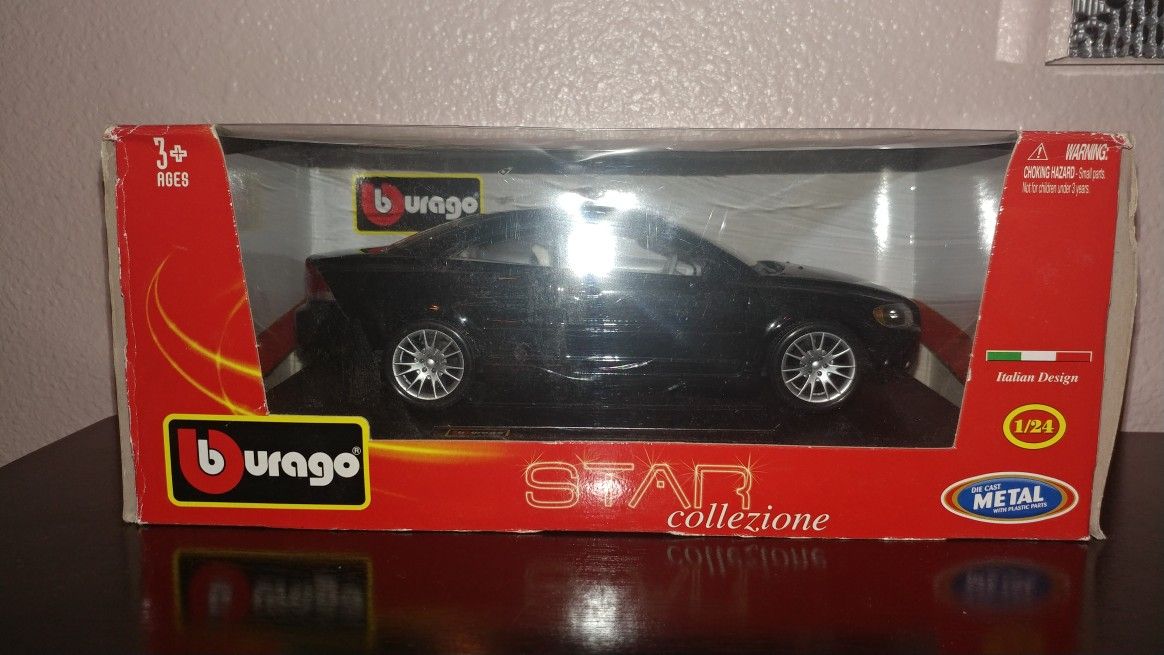 Burango Volvo C70 coupe black 1:24 scale
