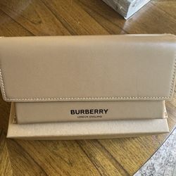 Burberry Sunglasses 