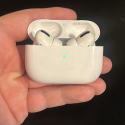 AirPod Pro 2s