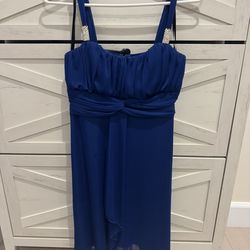 Gorgeous deep blue short formal dress