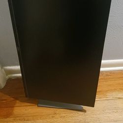 Dell 27" Pro Grade LCD Monitor 1080P 5 ms Response 1000:1 Contrast USB 3.0 Ports Like New Condition Works Perfect 