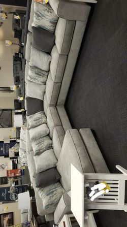 New Ardsley Oversized Sectional with pillows & couch