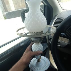 Milk Glass Lamp\Candle